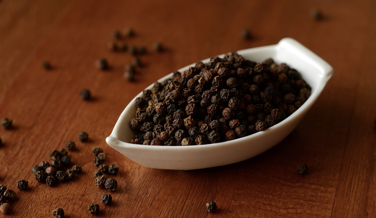 AMS 53 Trading - Foodstuff - Black Pepper